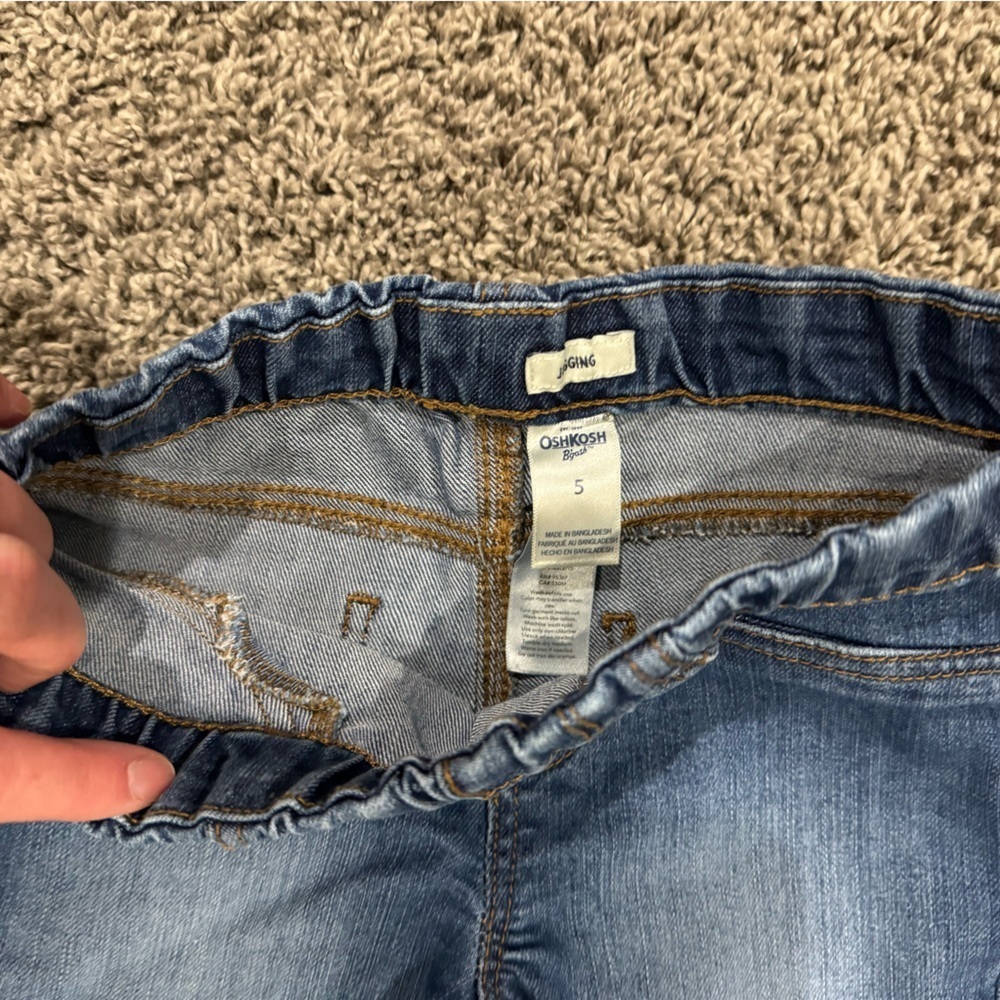 5/$25 OshKosh pull on jeggings, size 5 - Picture 3 of 4